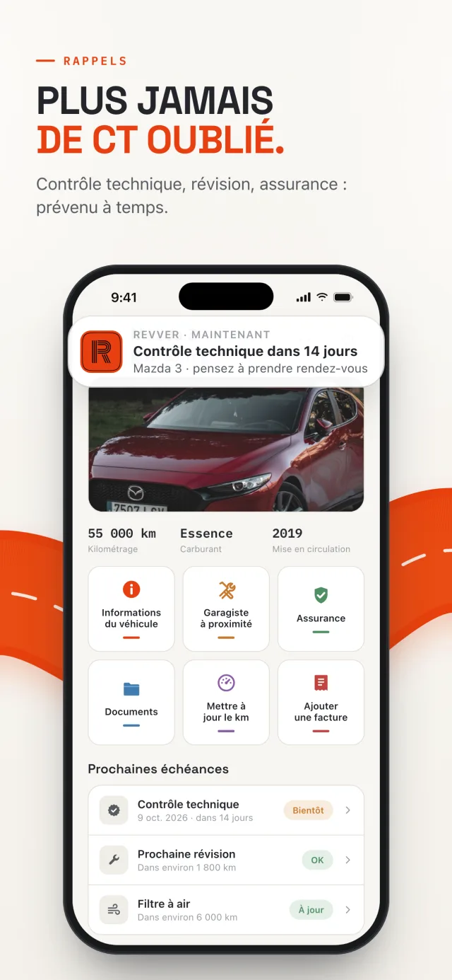Fiche véhicule Mazda 3 sur Revver avec une notification de rappel : contrôle technique dans 14 jours